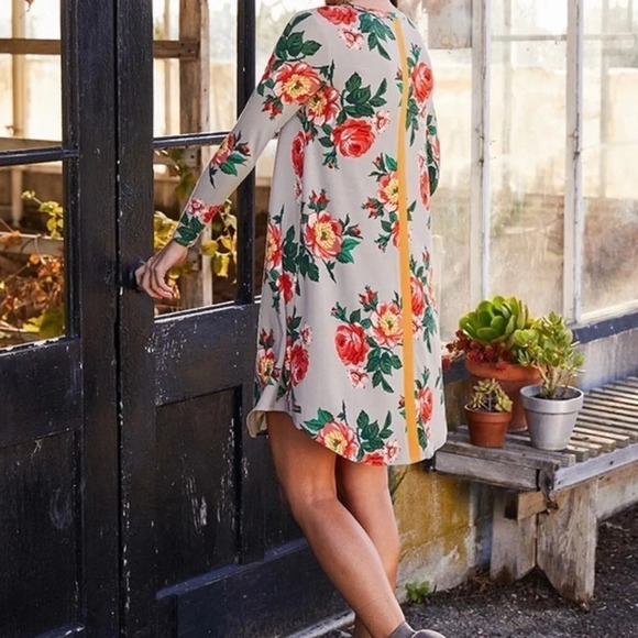 Matilda Jane “Say I'm a Dreamer” Floral Soft Stretch Shift Dress Size Small - Picture 2 of 9